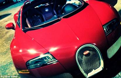 A nije mu rođendan: J. Bieber dobio Bugatti od 11 mil. kuna