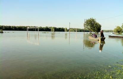 Baranjci u strahu od Dunava: 'Zečji nasipi bi mogli puknuti'