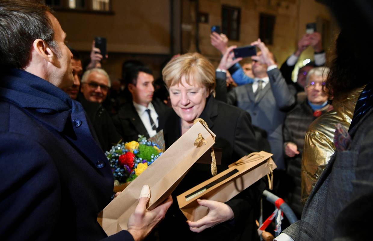 Merkel se oprašta od Francuske nakon 16 godina na vlasti