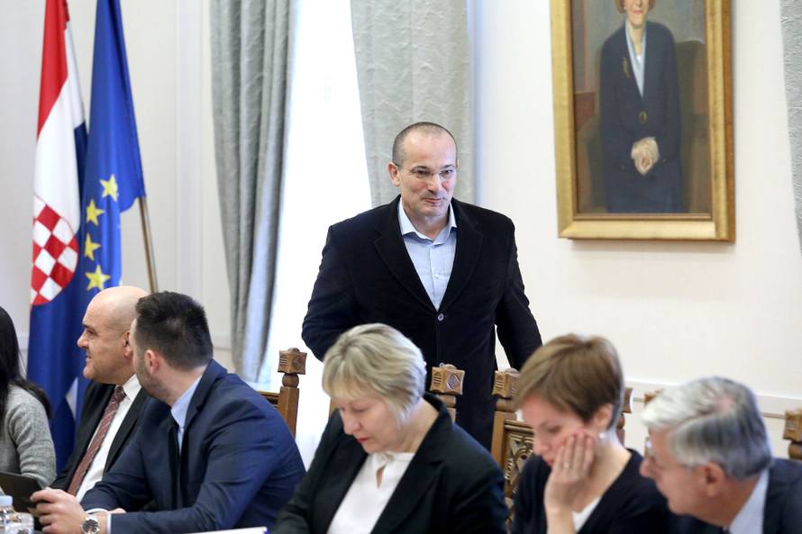 Odbor za Ustav odlučio: Nema više Povjerenstva za Agrokor