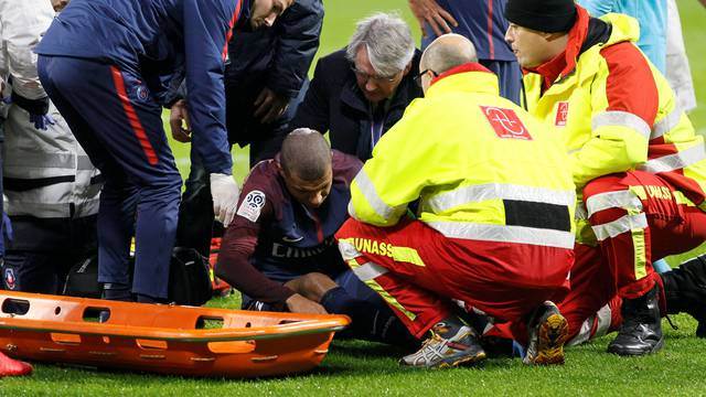 Ligue 1 - Olympique Lyonnais vs Paris St Germain