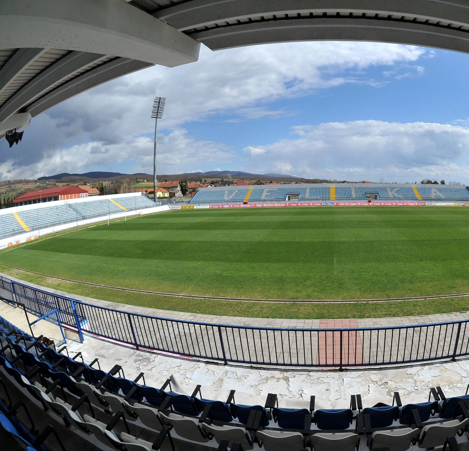 Prodaje se stadion Kamen Ingrada, kupcu popust 97 %
