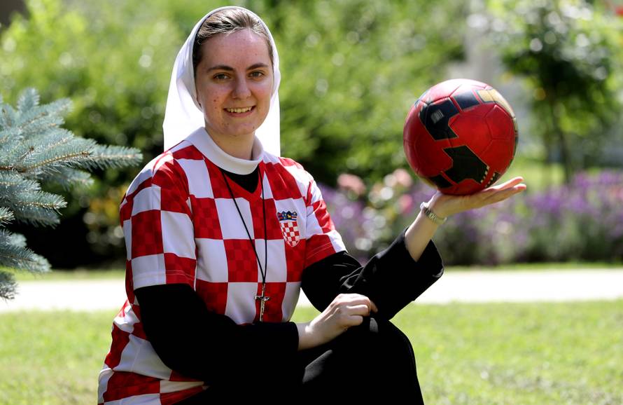 Časna s ubojitom ljevicom: I mi u samostanu bismo finale SP-a