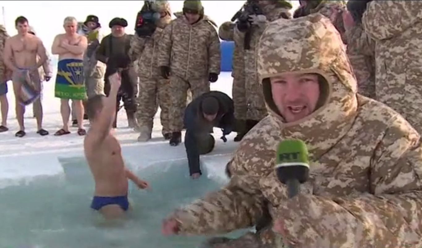 E to je vježba: Ruski se vojnici na Arktiku goli 'bućkali' u vodi