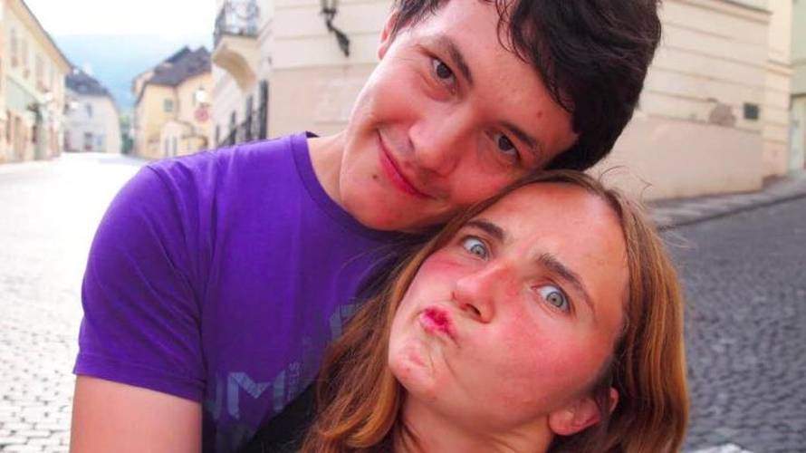Slovačkom novinaru su pucali u prsa, a njegovoj curi u glavu