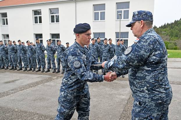 FOTO Novi hrvatski marinci primili su svoje beretke: Prošli intenzivnu integracijsku obuku