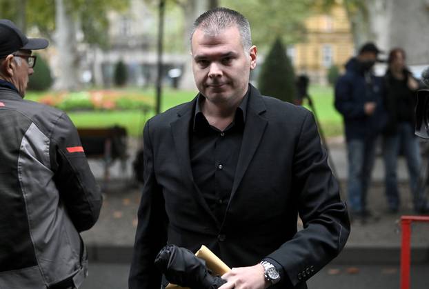 Zagreb: Održano optužno vijeće u aferi Mikroskop