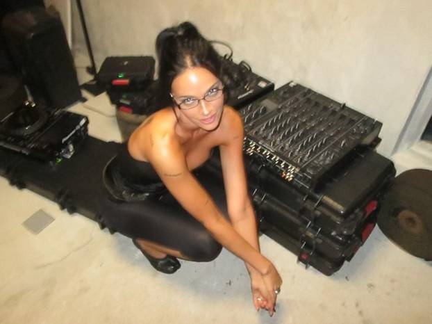 FOTO Argentinski as dobio prvo dijete! Prekrasna Oriana 'cvate' od sreće, uskoro sele iz Rima?