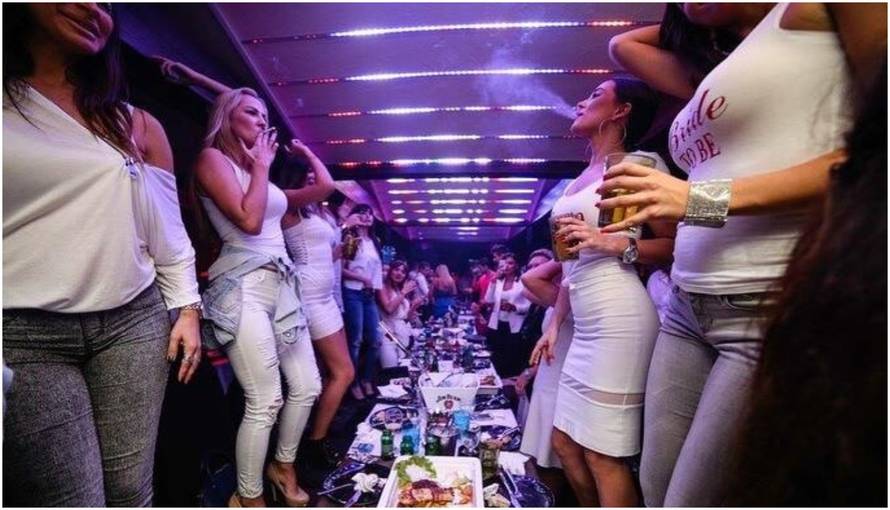 'Krenuli smo s tamburašima i klapom, ali svi su željni cajki'