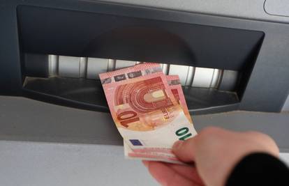 Ekonomski analitičar: 'Za minimalnu plaću radit će samo Azijati. Ostalima se ne isplati'