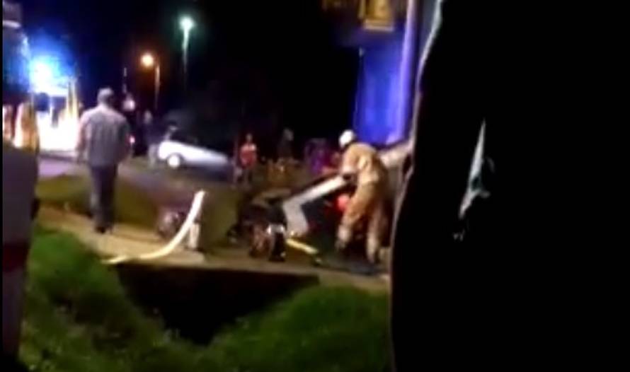 'Preletjeli' prugu i završili na ogradi kuće, muškarac poginuo