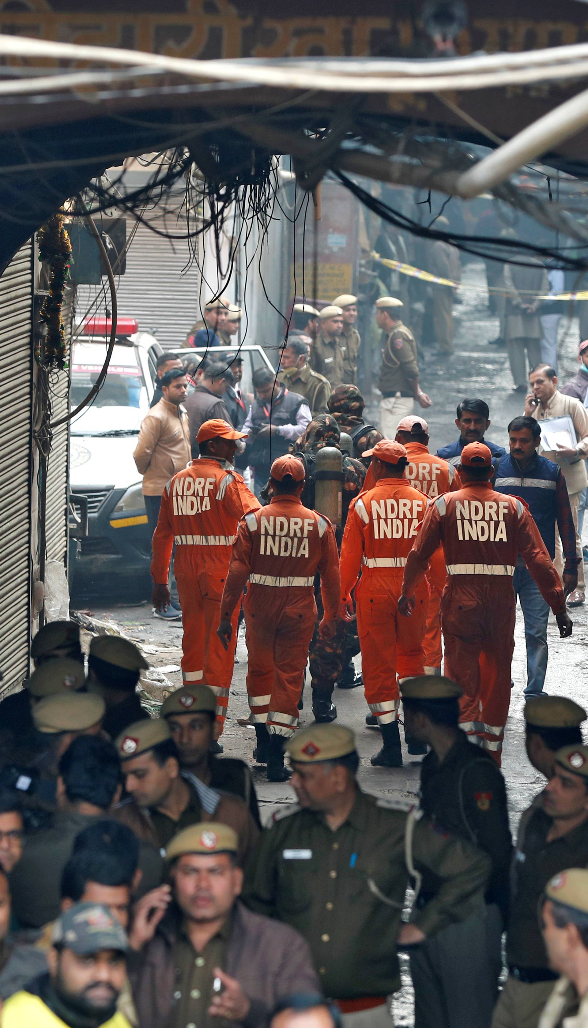 Strava u Indiji: Živi izgorjeli u tvornici, najmanje 43 mrtvih...
