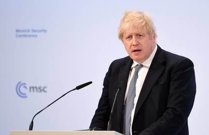 Premijer Boris Johnson obećao nastavak vojne potpore Ukrajini