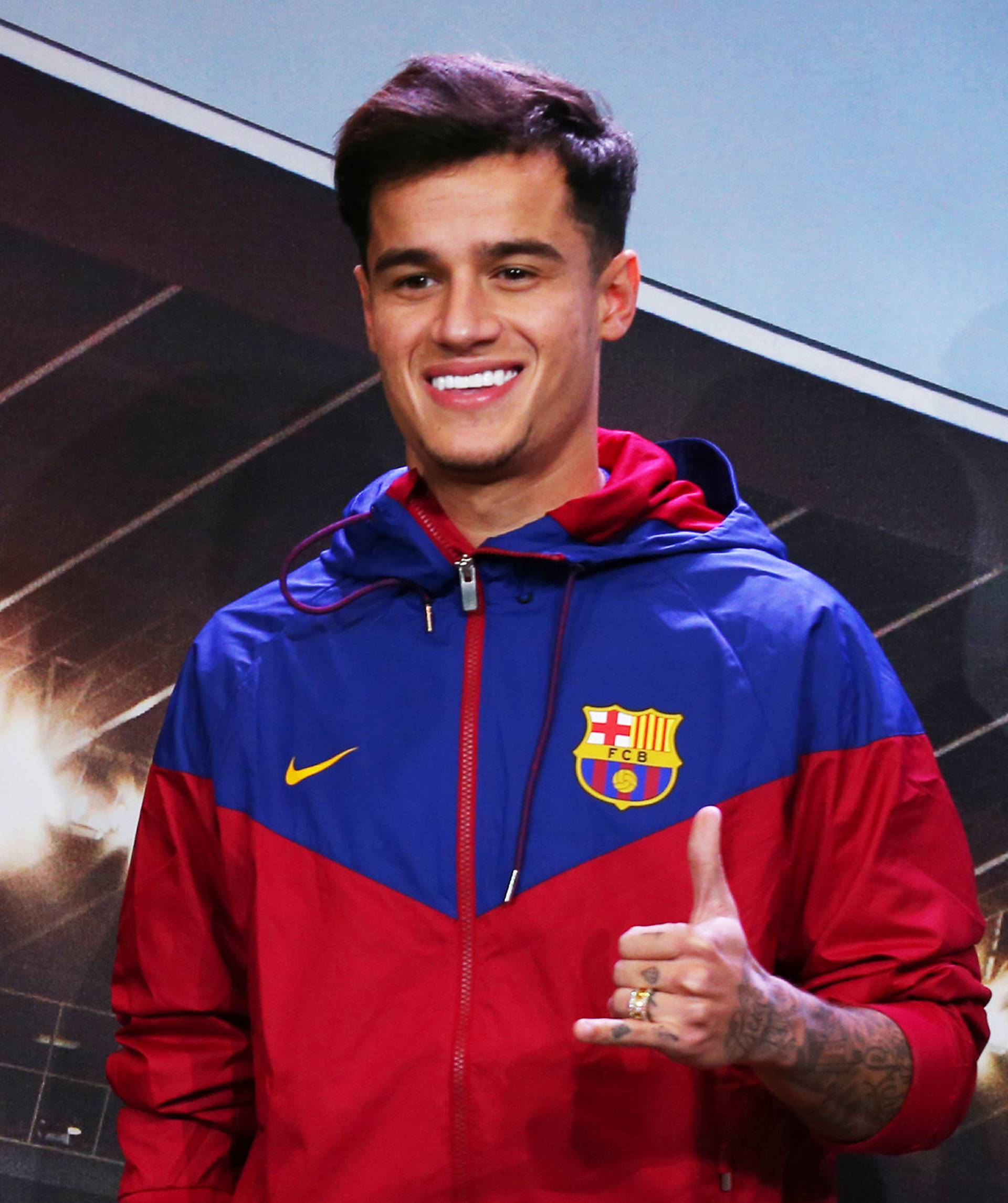 FC Barcelona present new signing Philippe Coutinho