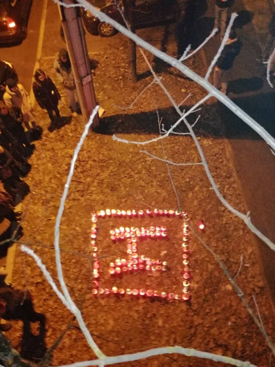 Turirali i blokirali ulicu u znak sjećanja na poginulog prijatelja