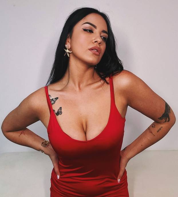 FOTO Polina je jedina riskirala, odbila je Miloša zbog Šime: Evo što skriva među svojim grudima