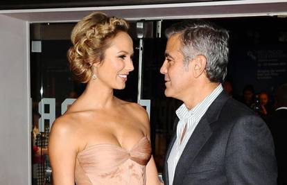 Svi su gledali u nju: Clooneyja djevojka zasjenila na premijeri
