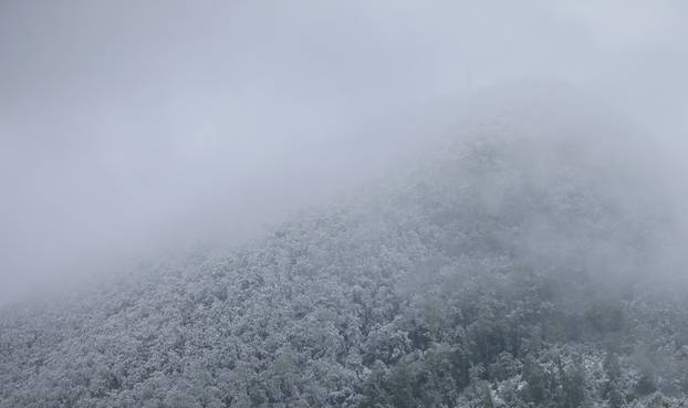 Snijeg zabijelio Krapinsko-zagorsku županiju