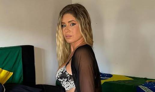 FOTO Ova mama bez grudnjaka je izazvala bijes u &scaron;koli djeteta: 'Smeta im jer sam najljep&scaron;a'