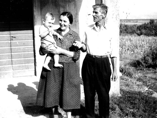 FOTO Novi-stari predsjednik:  Evo kako se Milanović mijenjao kroz godine.  Zvali su ga Basta...