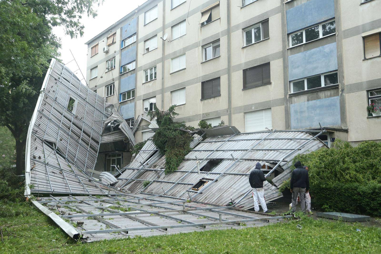 Šteta na grobljima i u prirodi: Molimo vas, ne idite na Sljeme