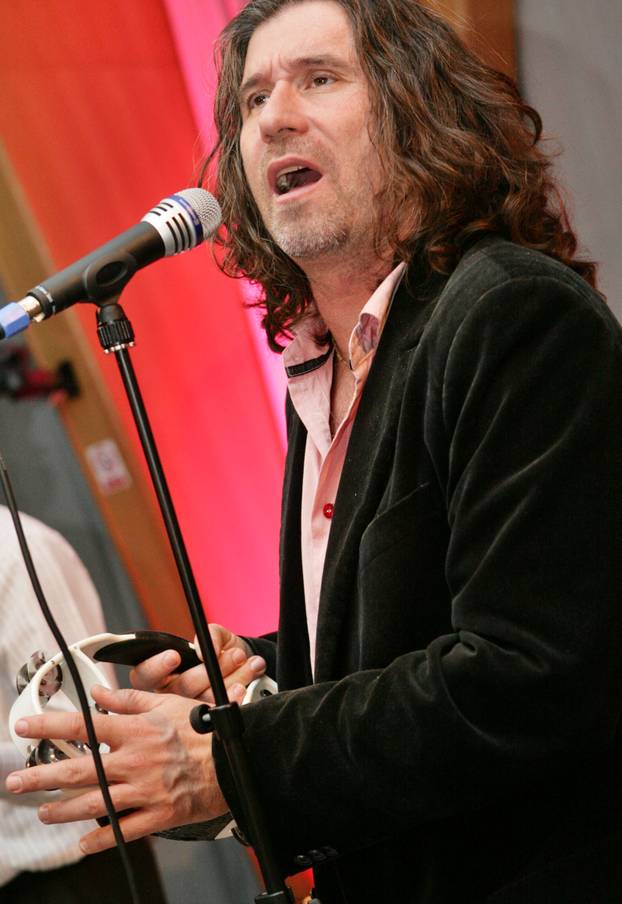 ARHIVA - Beograd: 02.04.1964. godine ro?en pjeva? Goran Karan