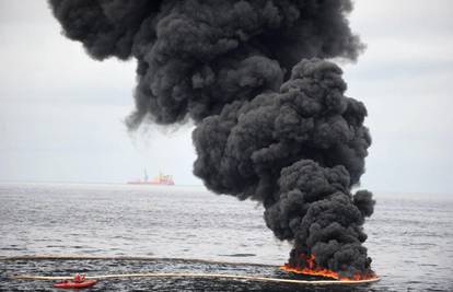 British Petroleum počeo spaljivati naftu u zaljevu