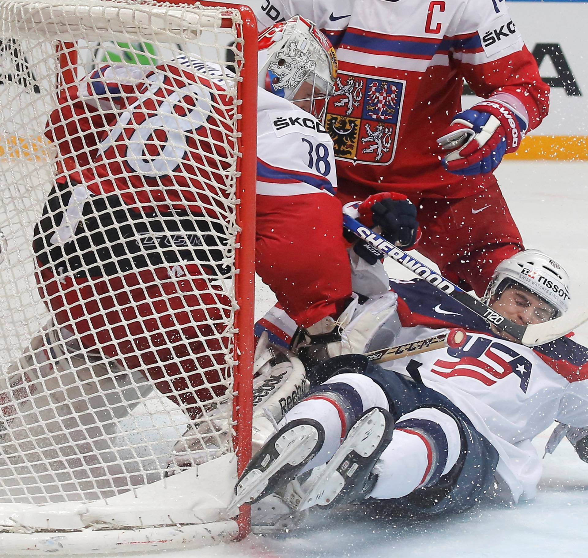 Ice Hockey - 2016 IIHF World Championship - Quarter-final 