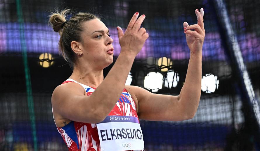 Athletics - Women's Discus Throw Qualification-Gp B