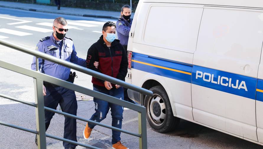 Ekskluzivne fotografije: Ovo je Brazilka koja je progutala kilu koke, doveli je u Veliku Goricu