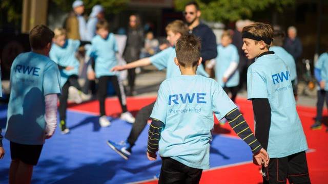 RWE humanitarna utakmica u subotu na Europskom trgu