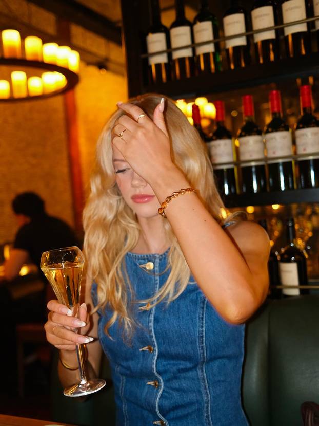 Ona je najveća navijačica Bodo Glimta. I sjajno igra nogomet