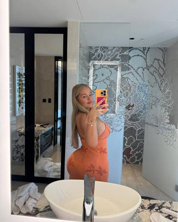 FOTO Za njom uzdiše cijela Australija: Njenom tijelu ne mogu odoljeti muškarci ni žene