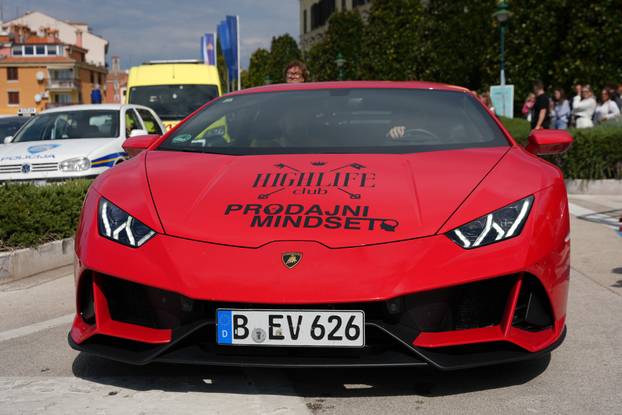 Rovinj: Karavana ekskluzivnih automobila 