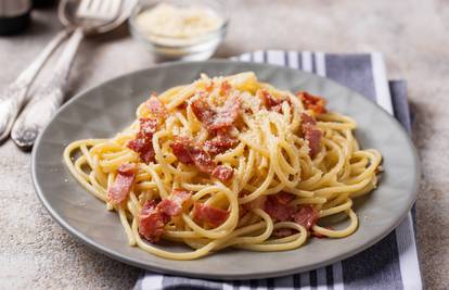 Tjestenina carbonara po receptu talijanskog chefa Lorenzinija