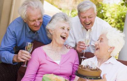 Poletni umirovljenici: Bolest i depresiju i tjeramo pjevanjem