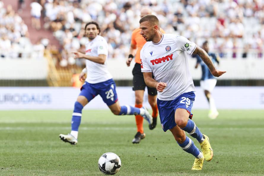 Zaostala utakmica 2. kola SuperSport HNL-a između Hajduk i Rijeka