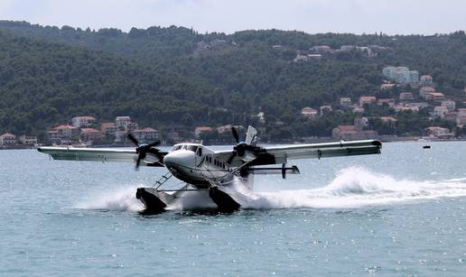 Kreću prvi komercijalni letovi hidroavionima na Rab i Hvar