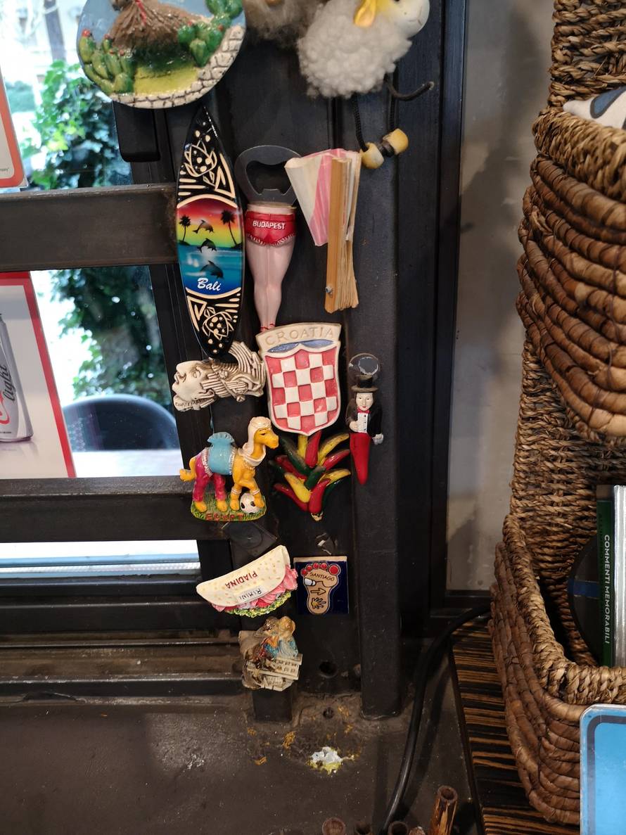 Žuto svjetlo za pješake? Ispod juga stadiona osvanula tržnica