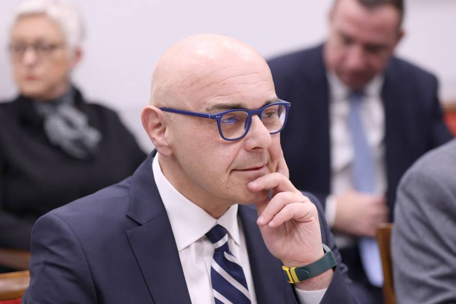 Zagreb: Plenkovic odborima predstavio Alena Ružića, kandidata za novog ministra rada, mirovinskog sustava, obitelji i socijalne politike