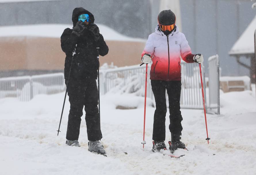 Zagreb: Započela skijaška sezona na Sljemenu 