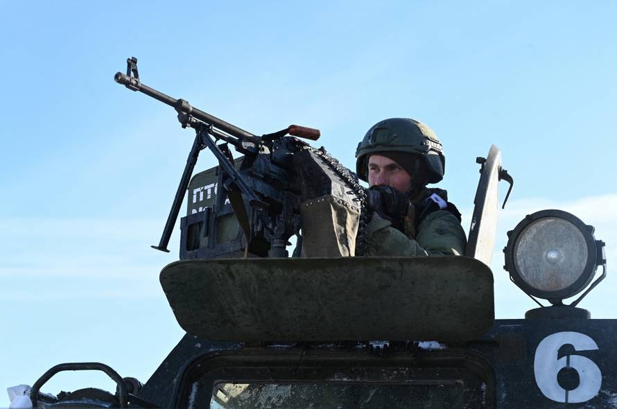 Russian soldiers undergo military training in Rostov region