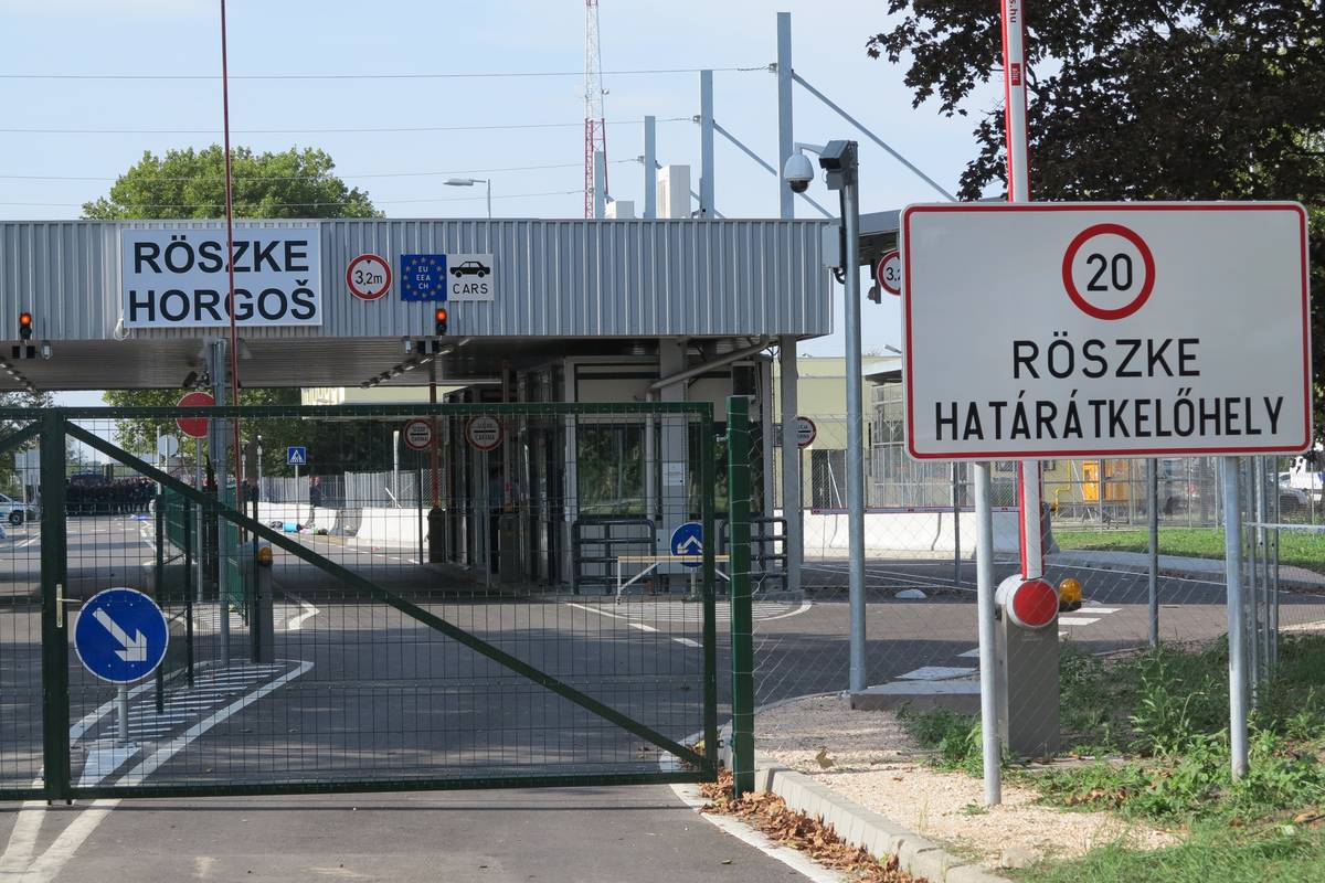 Mađarska policija otkrila tunel i spriječila ulazak 300 migranata
