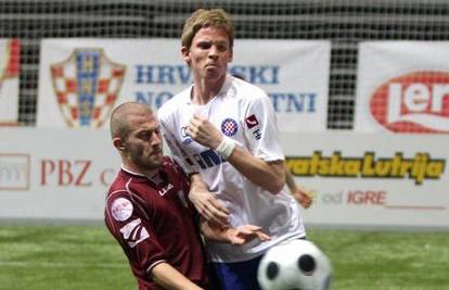 Marin Tomasov debitirao golom, Hajduk pobjeđuje