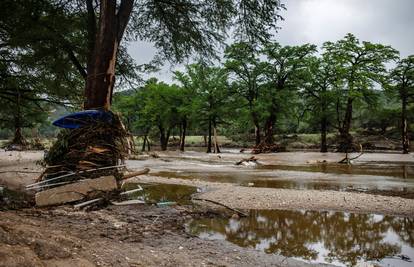Katastrofalne poplave u Teksasu: Najmanje 67 mrtvih, među njima 21 dijete