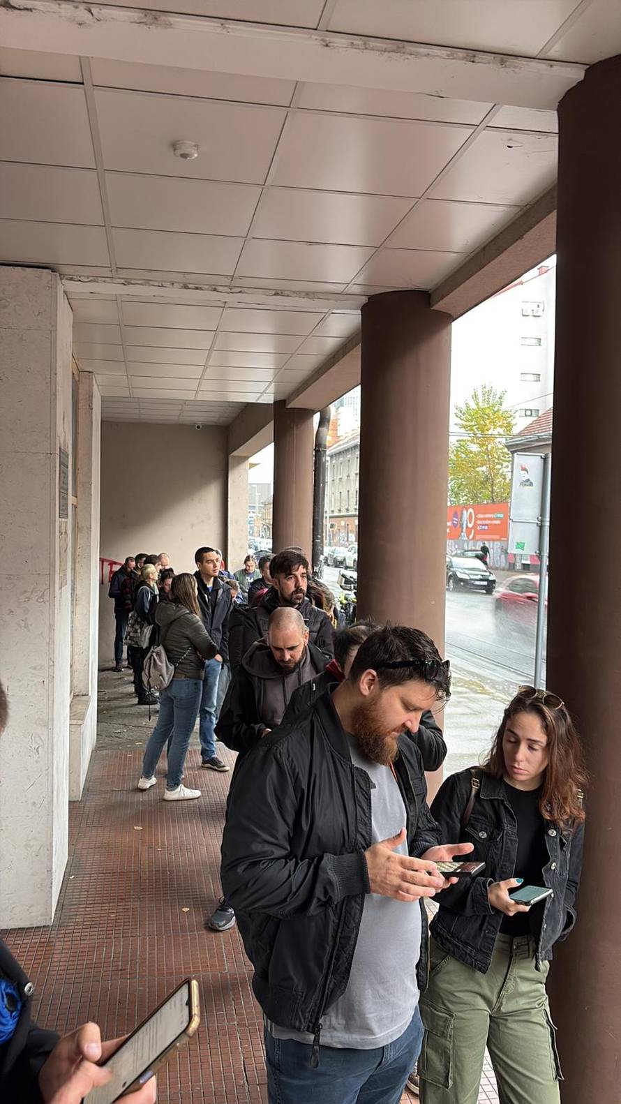 Veliki redovi u Zagrebu! Navala na ulaznice za popularan bend: 'Dobro je da sam došla ranije!'