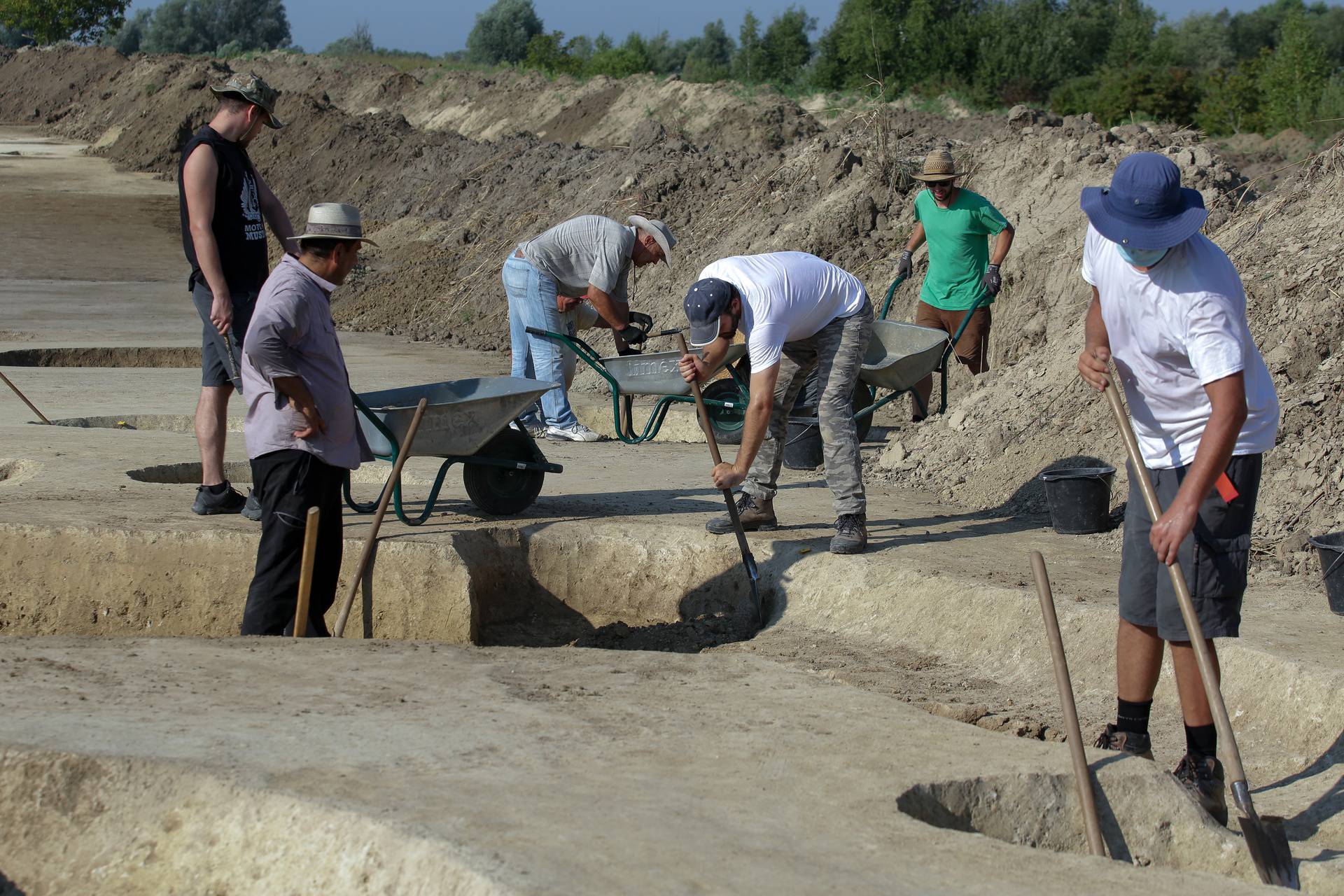 Arheološko nalazište  u Belom Manastiru