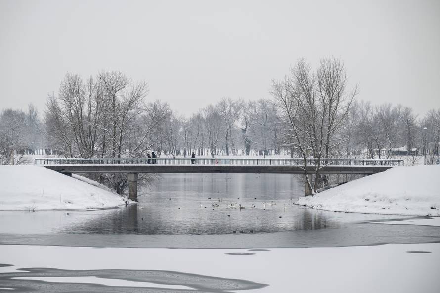 Zagreb: Zimska idila na Jarunu 