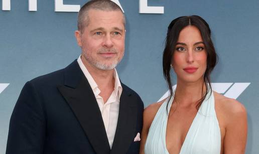 Zaljubljeni do ušiju! Brad Pitt i Ines De Ramon razmjenjivali nježnosti na premijeri filma 'F1'