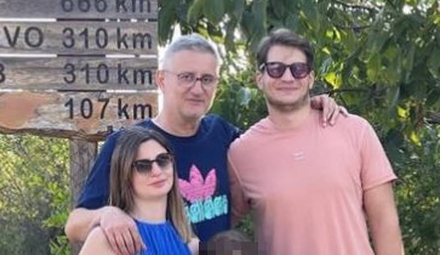 Lana Karamarko podijelila fotke s odmora, a brojni su primijetili veliku promjenu kod njenog oca